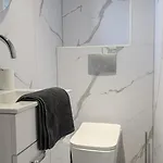 Knus Met Prachtige Nieuwe Badkamer - Distelhoek