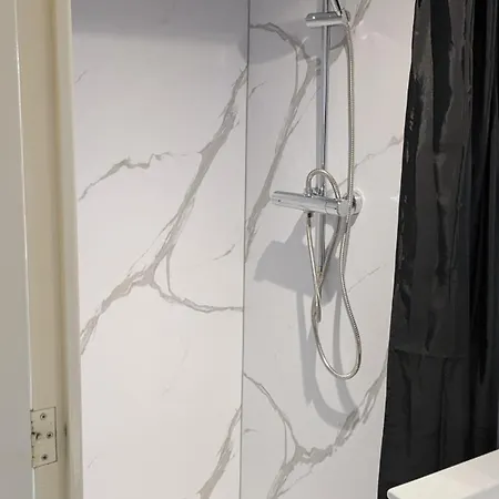 Knus Met Prachtige Nieuwe Badkamer - Distelhoek * Egmond aan Zee