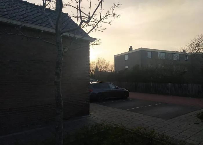 Knus Met Prachtige Nieuwe Badkamer - Distelhoek * Egmond aan Zee