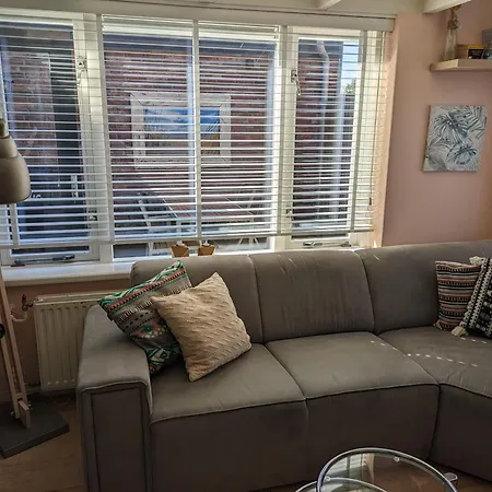 Knus Met Prachtige Nieuwe Badkamer - Distelhoek Vakantiehuis Egmond aan Zee