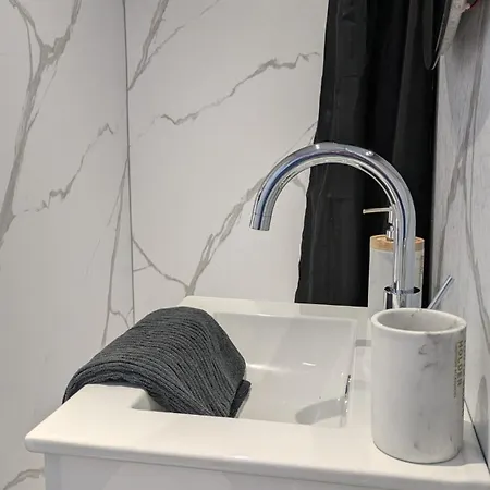 Knus Met Prachtige Nieuwe Badkamer - Distelhoek Ferienhaus