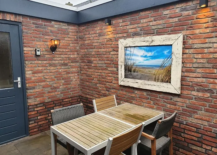 Knus Met Prachtige Nieuwe Badkamer - Distelhoek Vakantiehuis Egmond aan Zee