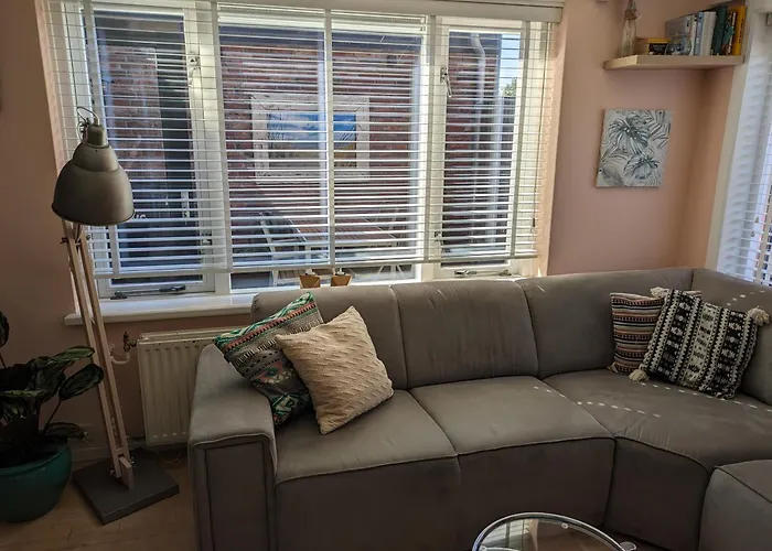 Knus Met Prachtige Nieuwe Badkamer - Distelhoek Vakantiehuis Egmond aan Zee