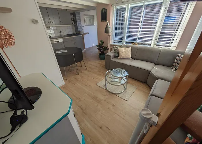 Knus Met Prachtige Nieuwe Badkamer - Distelhoek